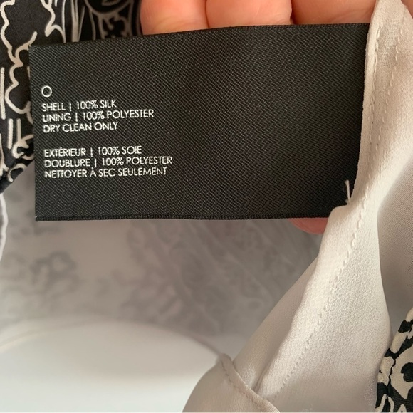 Club Monaco Ruched Neckline Sleeveless Top 100% Silk Light Weight Size XS - Picture 12 of 13